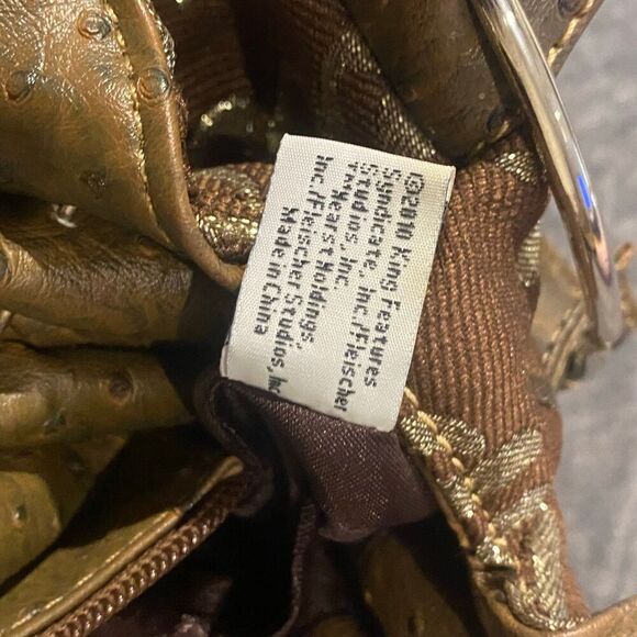 Betty Boop Handbag Brown Betty Boop
Gold Lettering Front & Back - Picture 9 of 10